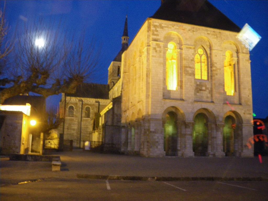 La Madeleine Hotel Saint-Benoît-sur-Loire Quarto foto