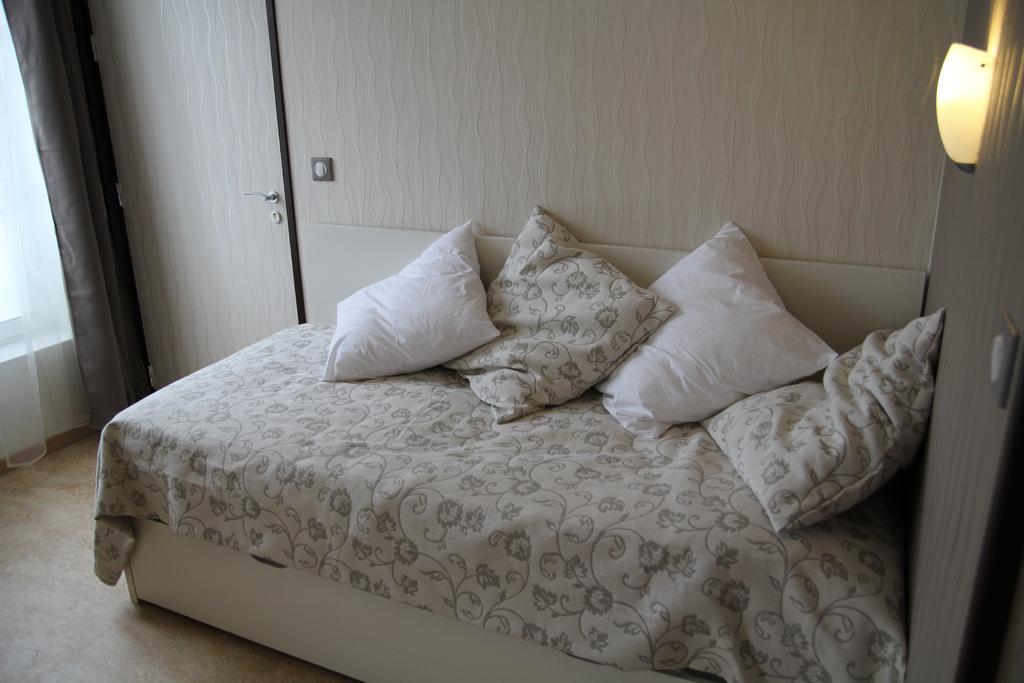La Madeleine Hotel Saint-Benoît-sur-Loire Quarto foto