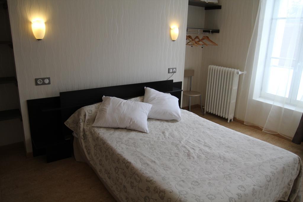 La Madeleine Hotel Saint-Benoît-sur-Loire Quarto foto