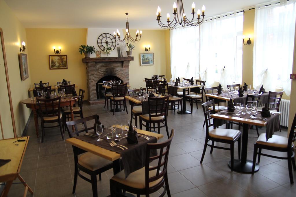La Madeleine Hotel Saint-Benoît-sur-Loire Exterior foto
