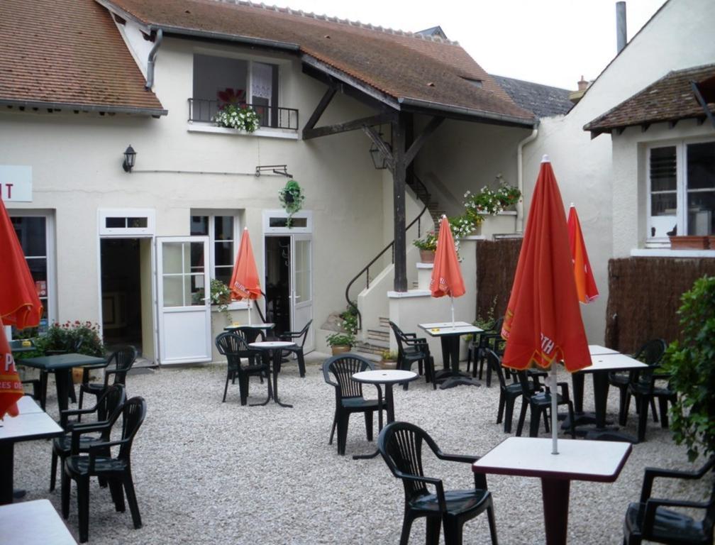 La Madeleine Hotel Saint-Benoît-sur-Loire Exterior foto