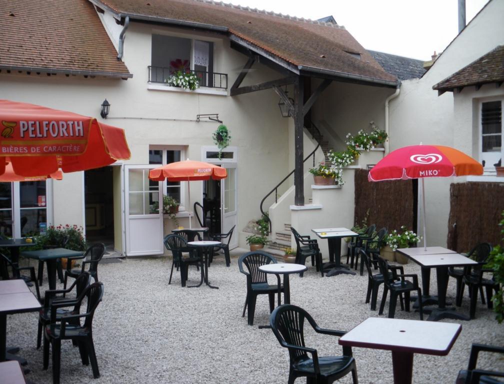 La Madeleine Hotel Saint-Benoît-sur-Loire Exterior foto